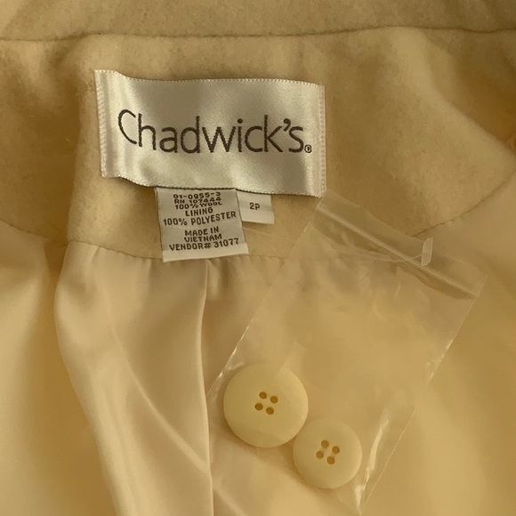 Chadwick’s Winter White 100% Wool coat - Picture 7 of 7